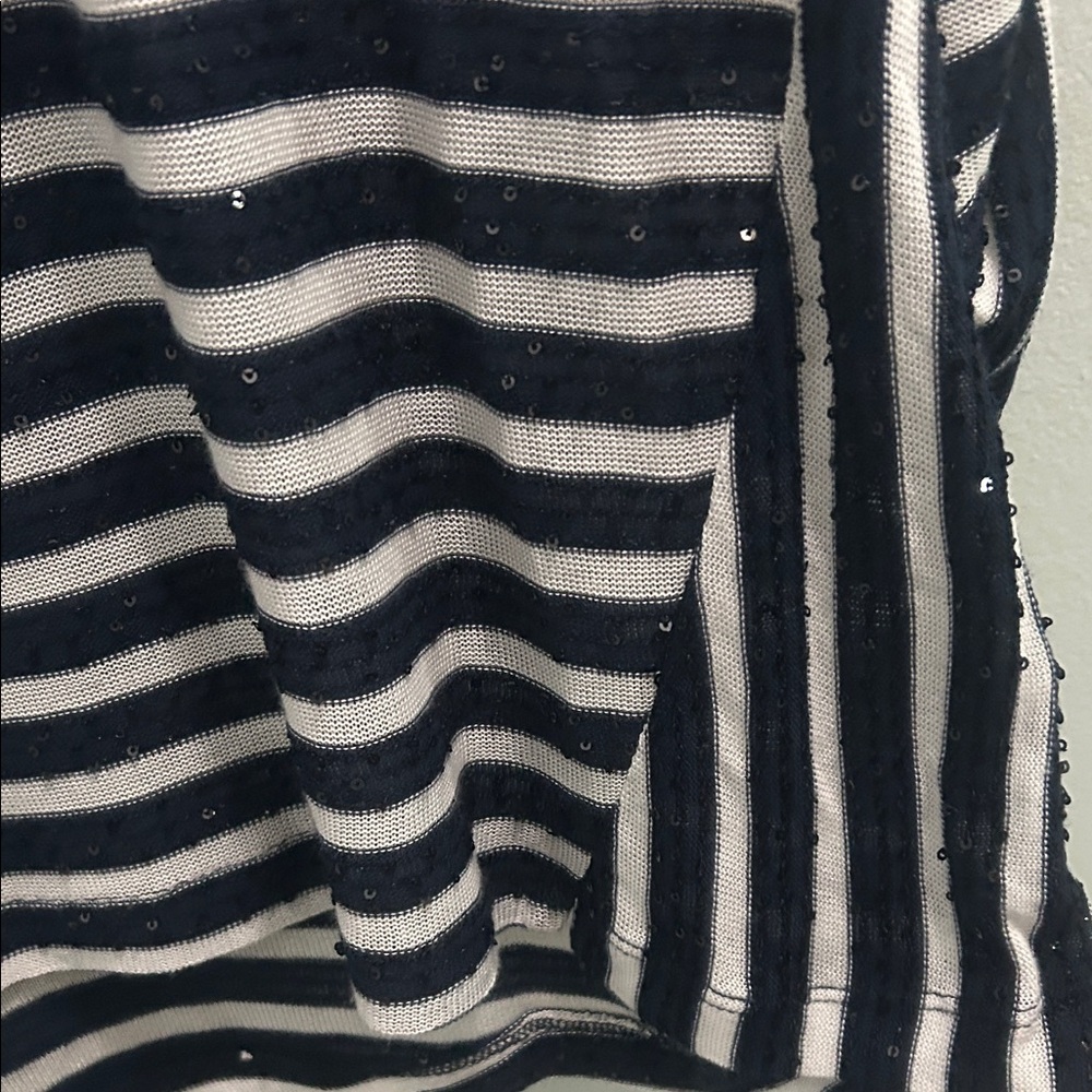 Black and White Striped Long adjustable Sleeve Top with sequin beading - Picture 6 of 6